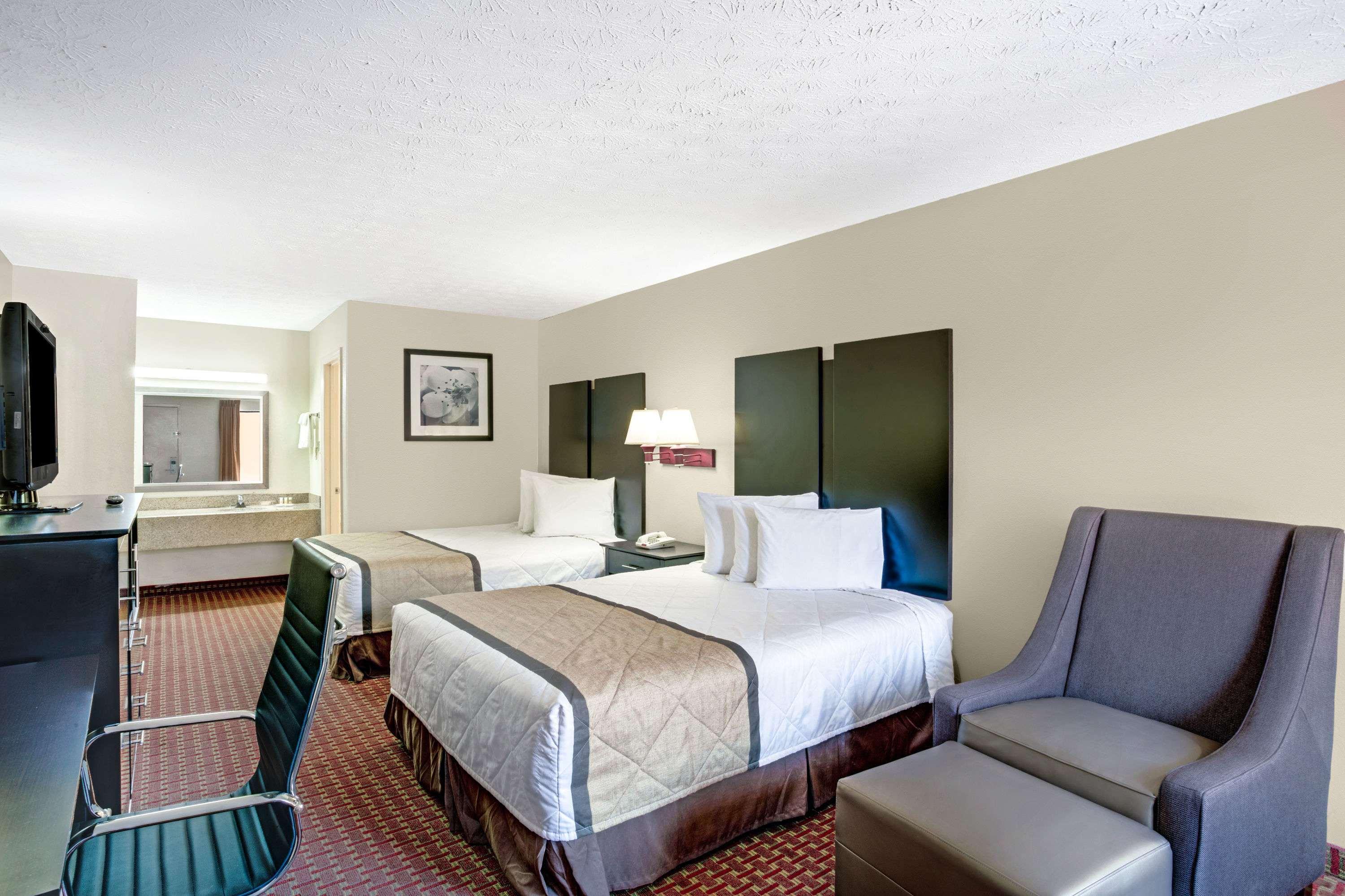 Days Inn By Wyndham Douglasville-Atlanta-Fairburn Road Екстер'єр фото