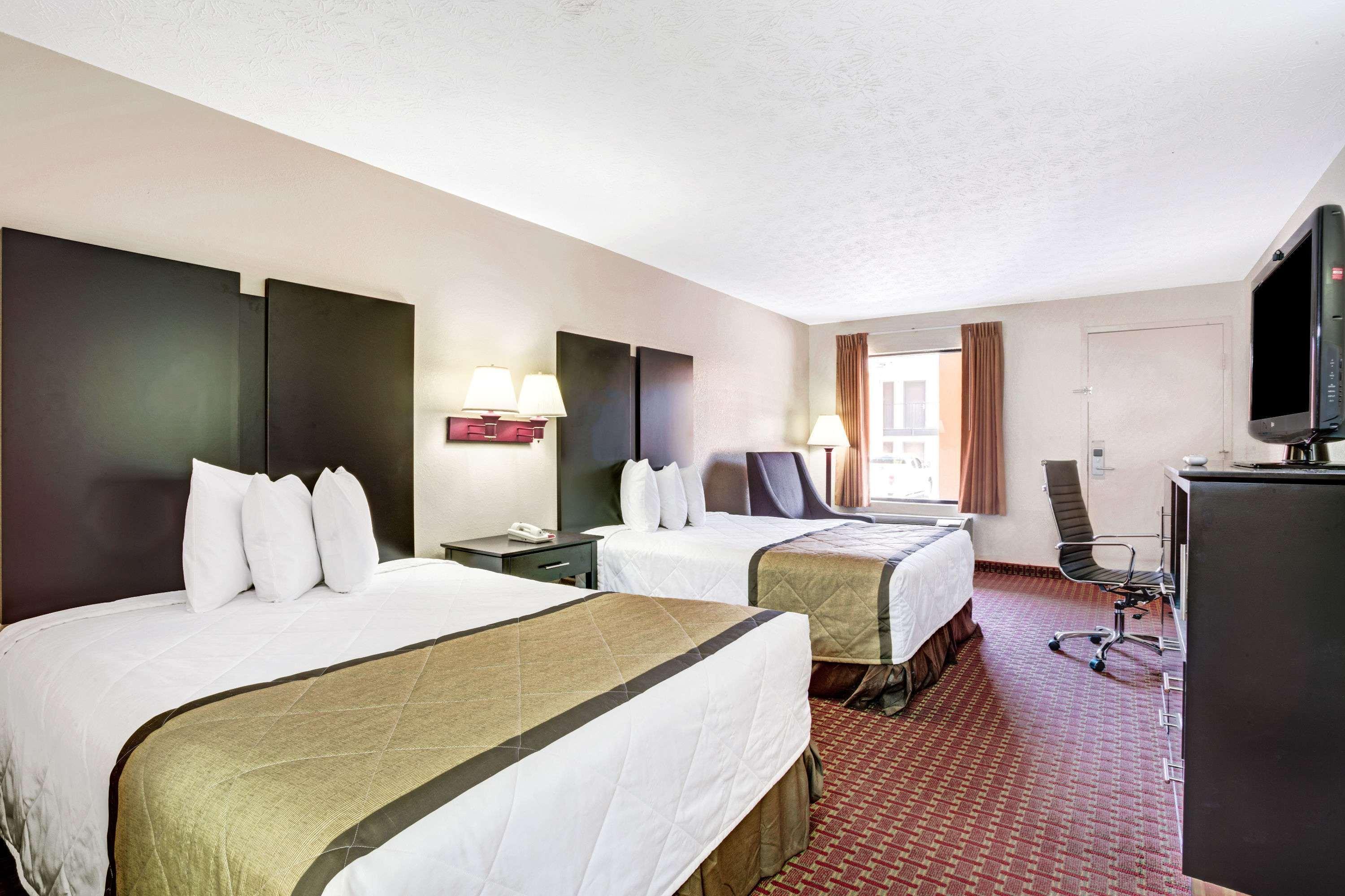 Days Inn By Wyndham Douglasville-Atlanta-Fairburn Road Екстер'єр фото